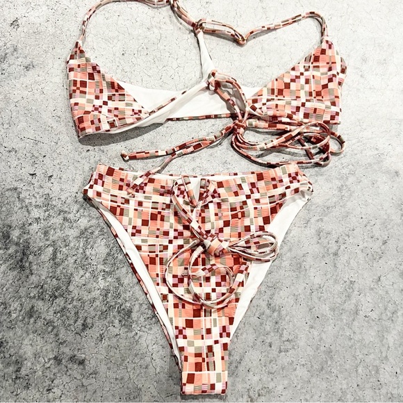 NEW L*SPACE Bikini Kristen Top & Joy Bitsy Bottom Geometric SET Size XS - Picture 2 of 7